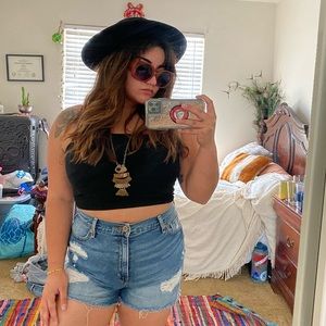 Denizen high waisted shorts